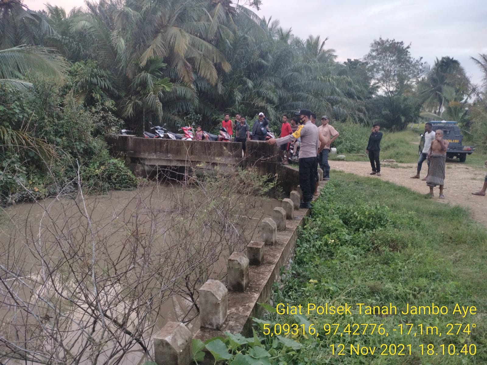 2 Bocah Laki-laki Tenggelam Di Irigasi Dusun Ujung Lawang Tanah Jambo aye, 1 meninggal dunia.
